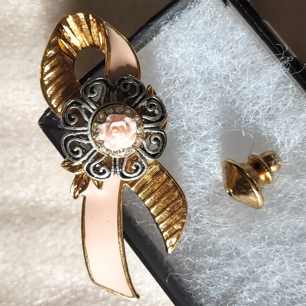 Pink Ribbon Awareness Modified Avon Brooch - Picture 6 of 7